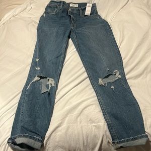Abercrombie & Fitch “The 90’s Straight Ultra High Rise” Jeans